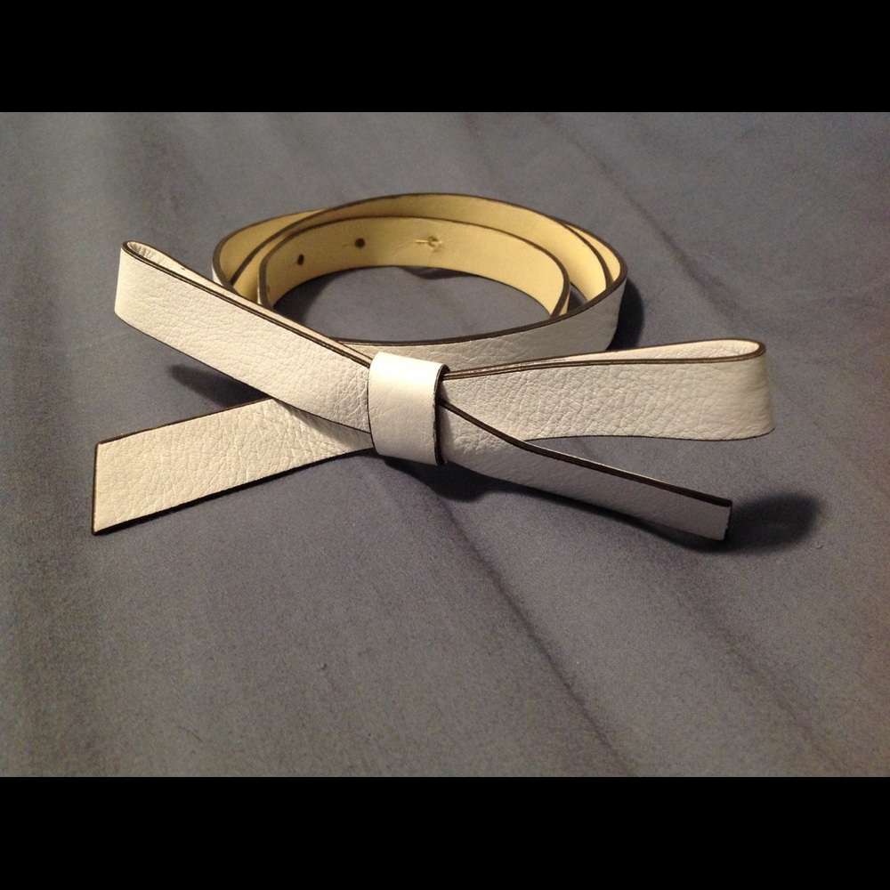 Medium Kate Spade White Bow Belt